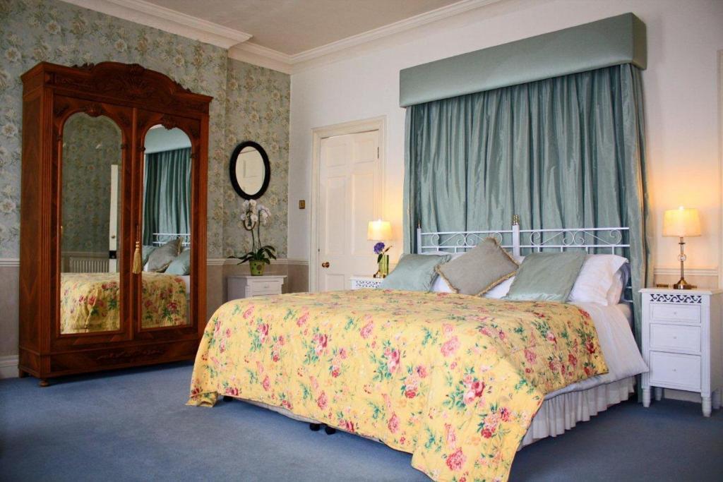 The Moda House Chipping Sodbury Phòng bức ảnh